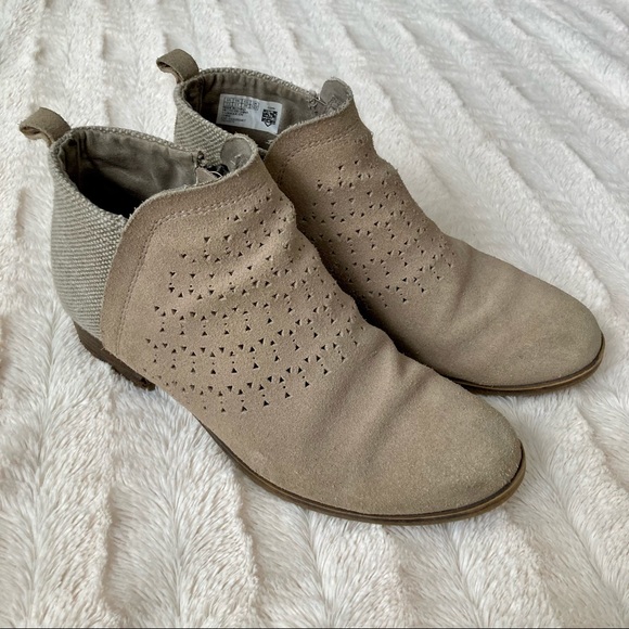 Toms Suede Ankle Boots - Picture 1 of 5